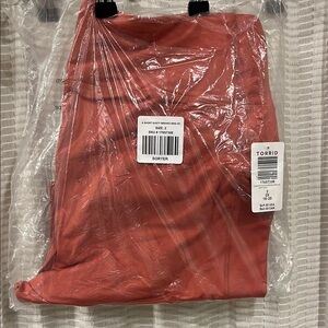 Women’s Torrid 2X High Rise Biker Short Salmon Brand New
